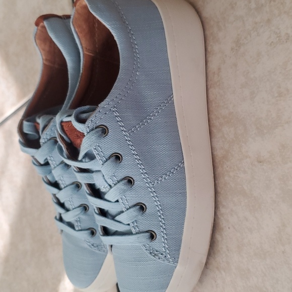 Brand new without tags zodiac sneakers - Picture 6 of 6